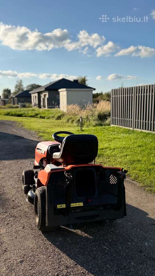 Husqvarna Ct151 Sodo traktoriukas - nuotraukos Nr. 2