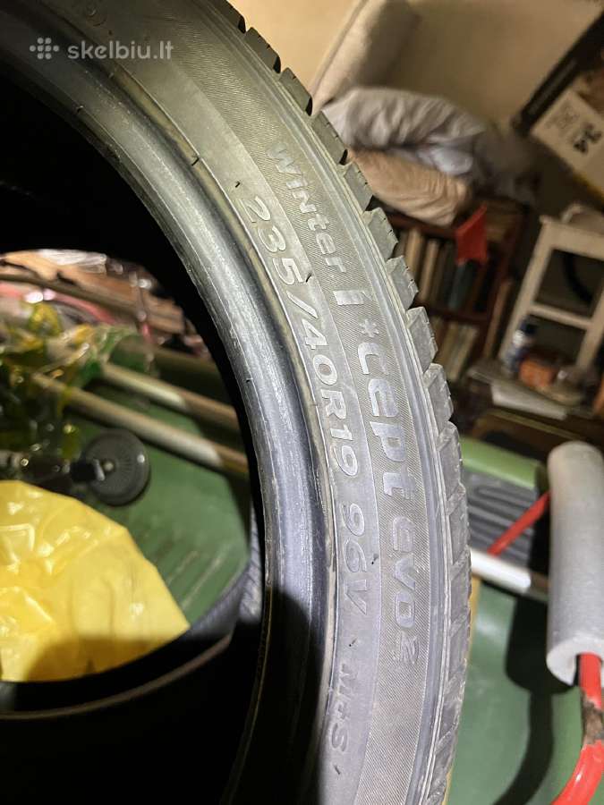 Padangos 235/45 r 19 - nuotraukos Nr. 3