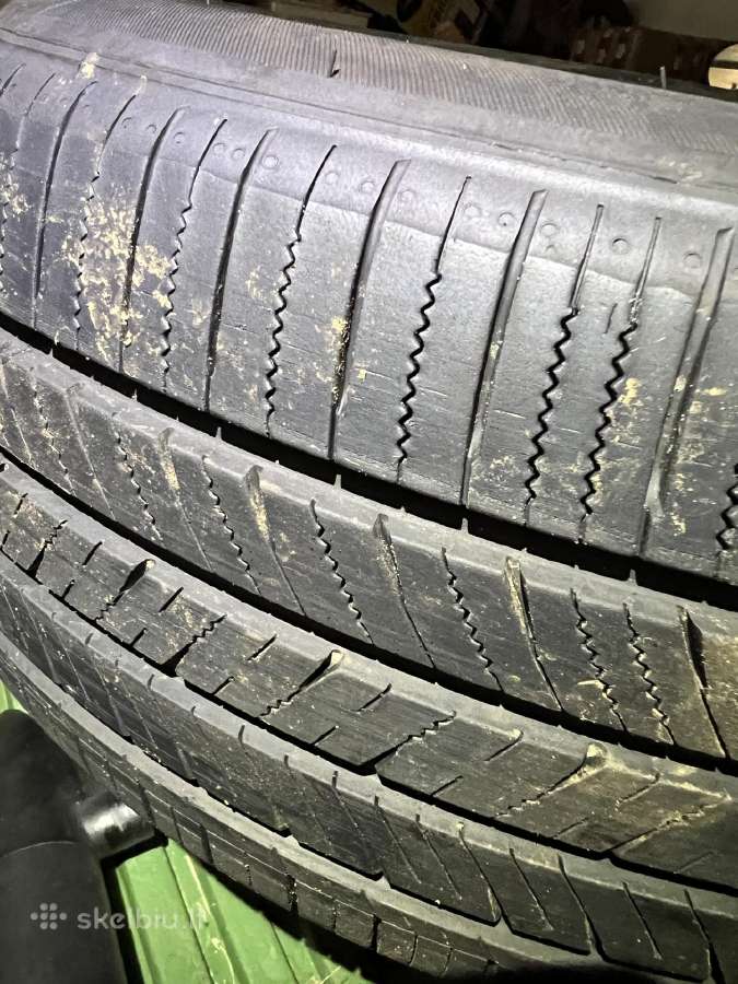 Padangos 235/45 r 19 - nuotraukos Nr. 11
