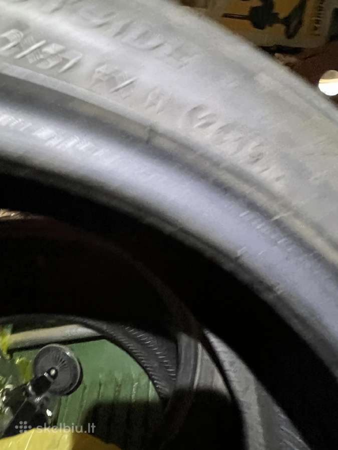 Padangos 235/45 r 19 - nuotraukos Nr. 12