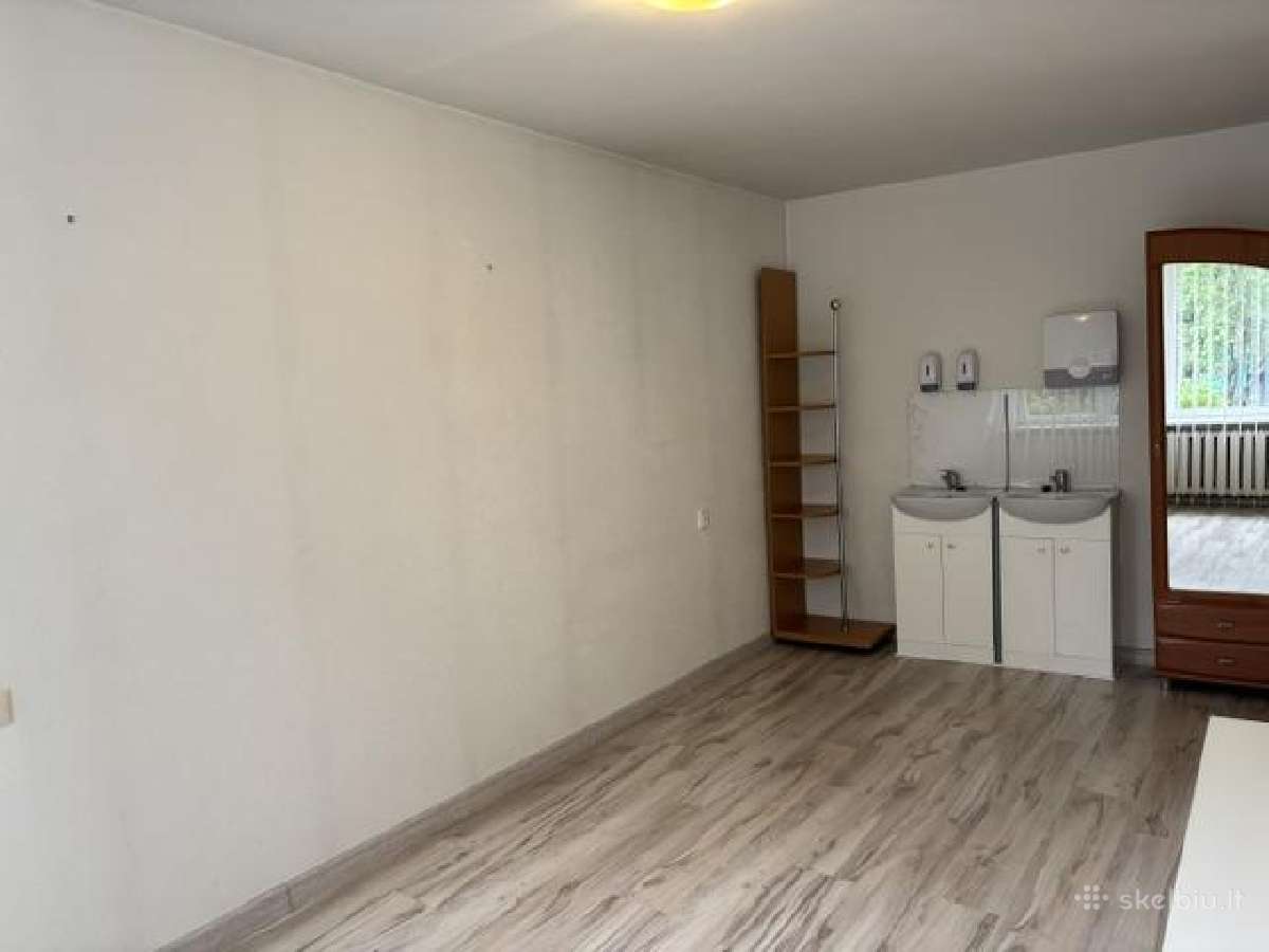 Išnuomojamas 15m2 kabinetas su kriauklėmis - nuotraukos Nr. 3