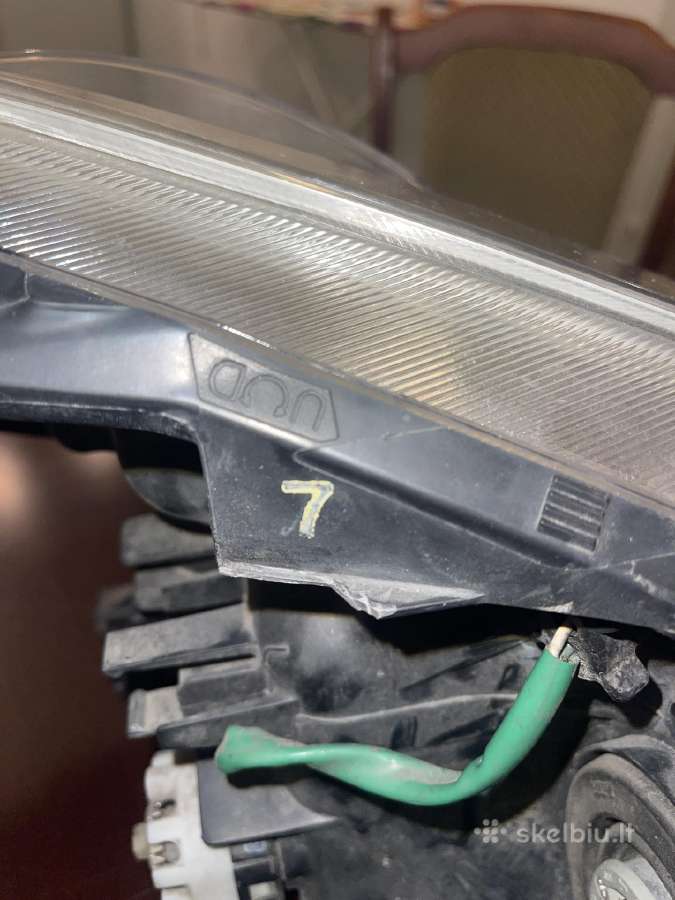 Toyota Prius Plus kairys LED žibintas 81185-47430 - nuotraukos Nr. 7