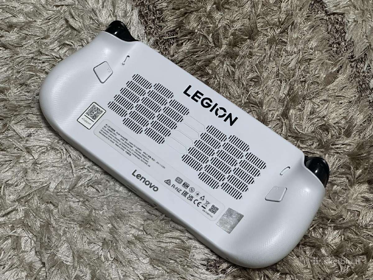 Parduodu Legion Go S 1tb, 16gb, Ryzen Z2, 8.0inch - nuotraukos Nr. 4