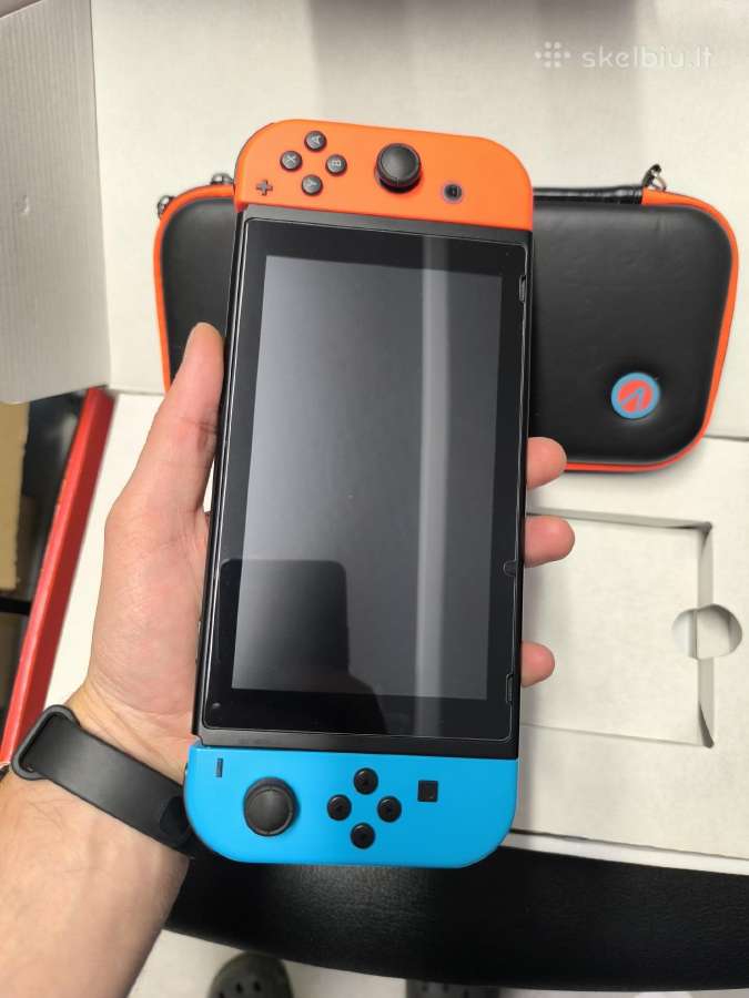 Atrištas Nintendo Switch V2 256gb 29 žaidimai - nuotraukos Nr. 3