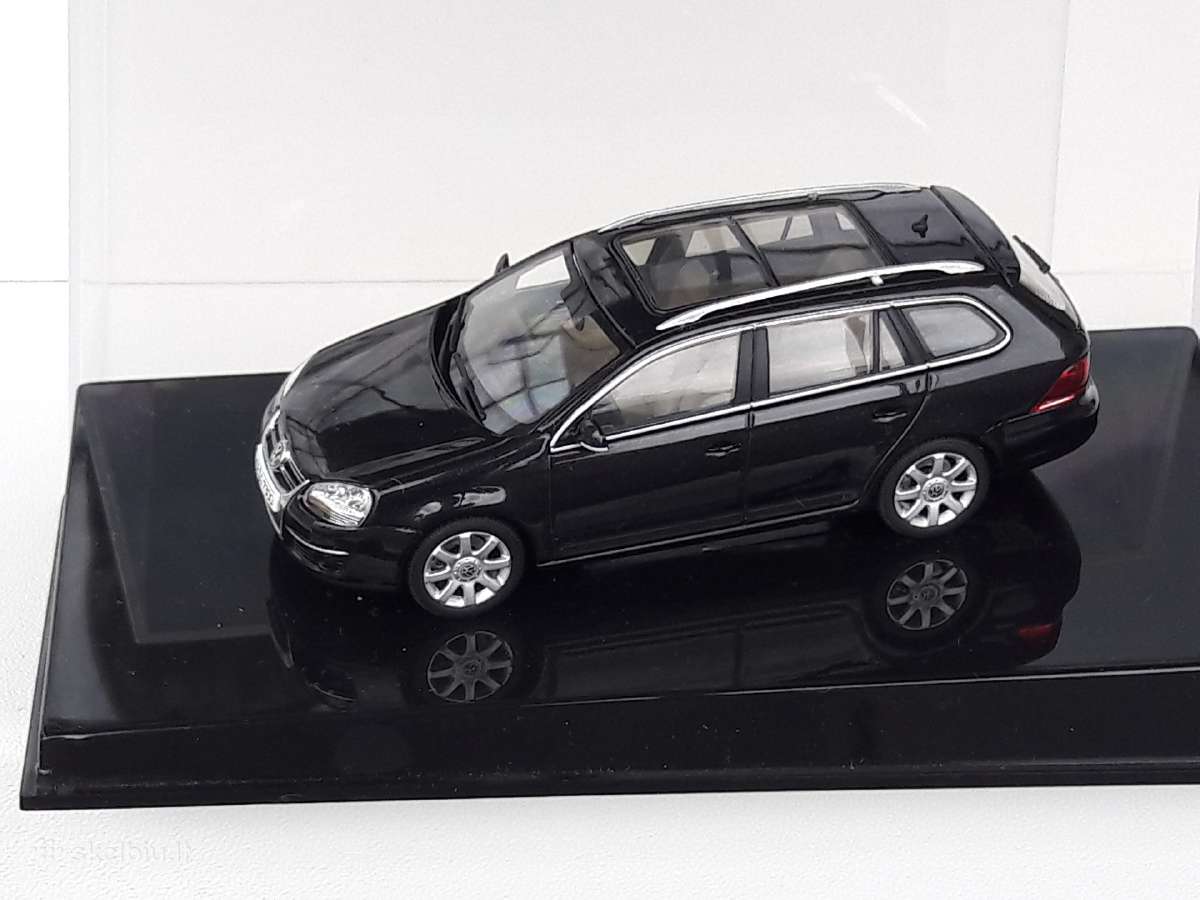 1/43 modeliukai Vw Golf Mk5 Variant - nuotraukos Nr. 5