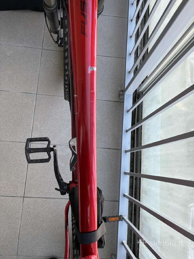 Specialized Fuse Kalnu dviratis - nuotraukos Nr. 4
