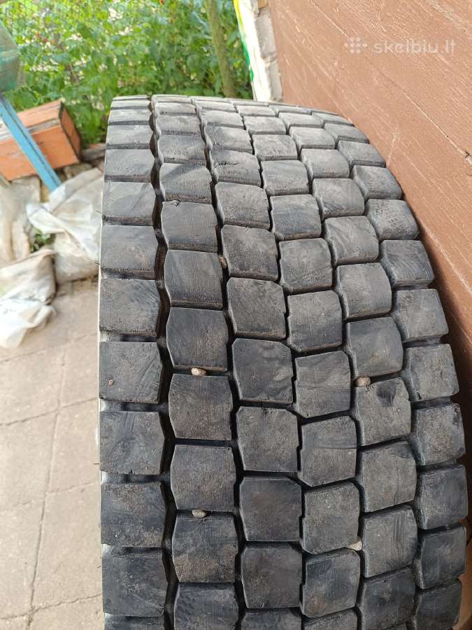 Padangos 315/70 R22.5 - nuotraukos Nr. 3