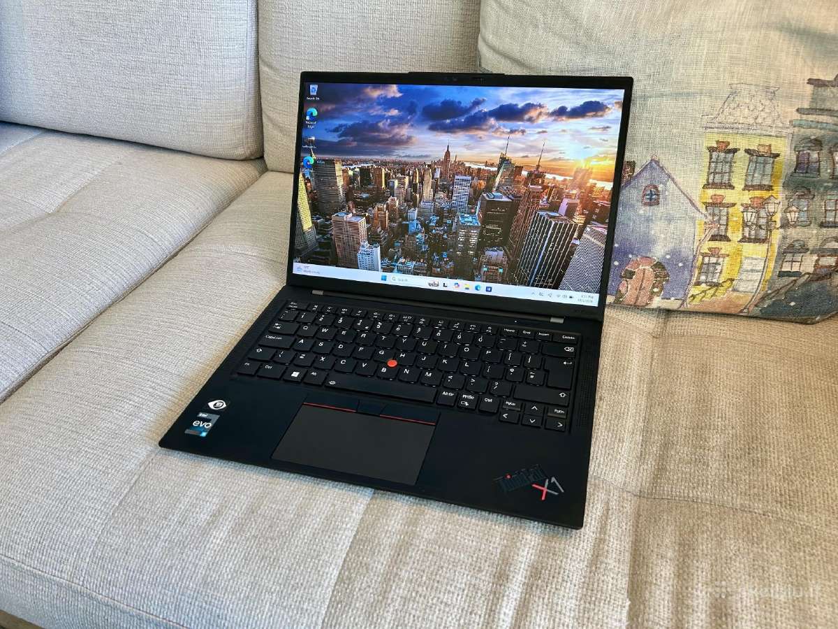 Lenovo Thinkpad X1 Carbon Gen 10, Touchscreen - nuotraukos Nr. 9