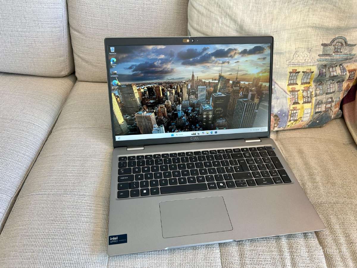 Dell Latitude 5550, Core Ultra 5 135u, 16gb, 512gb - nuotraukos Nr. 2