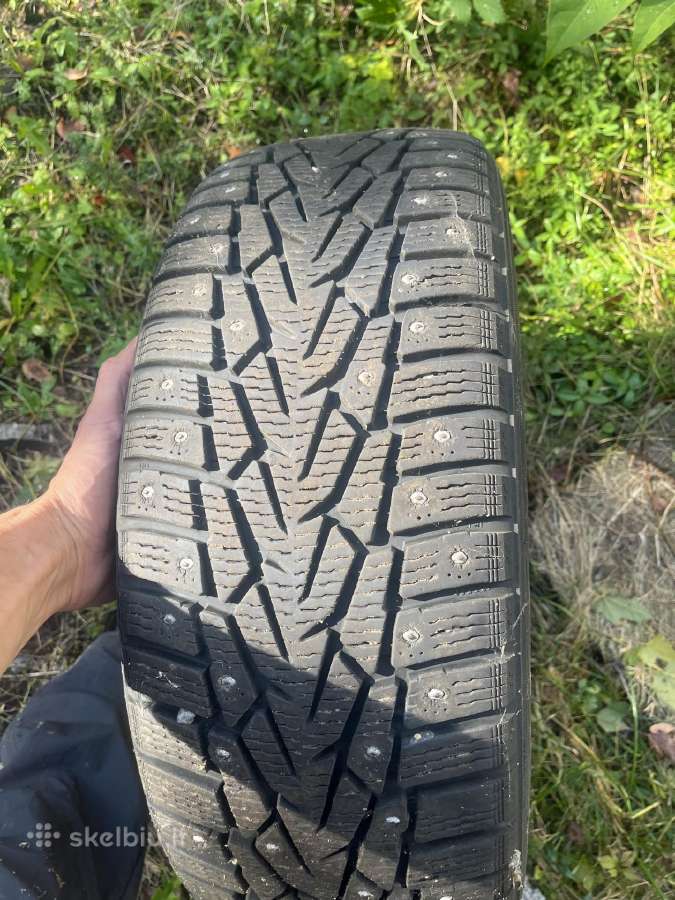 Nokian ziemines R16 dygliuotos - nuotraukos Nr. 6
