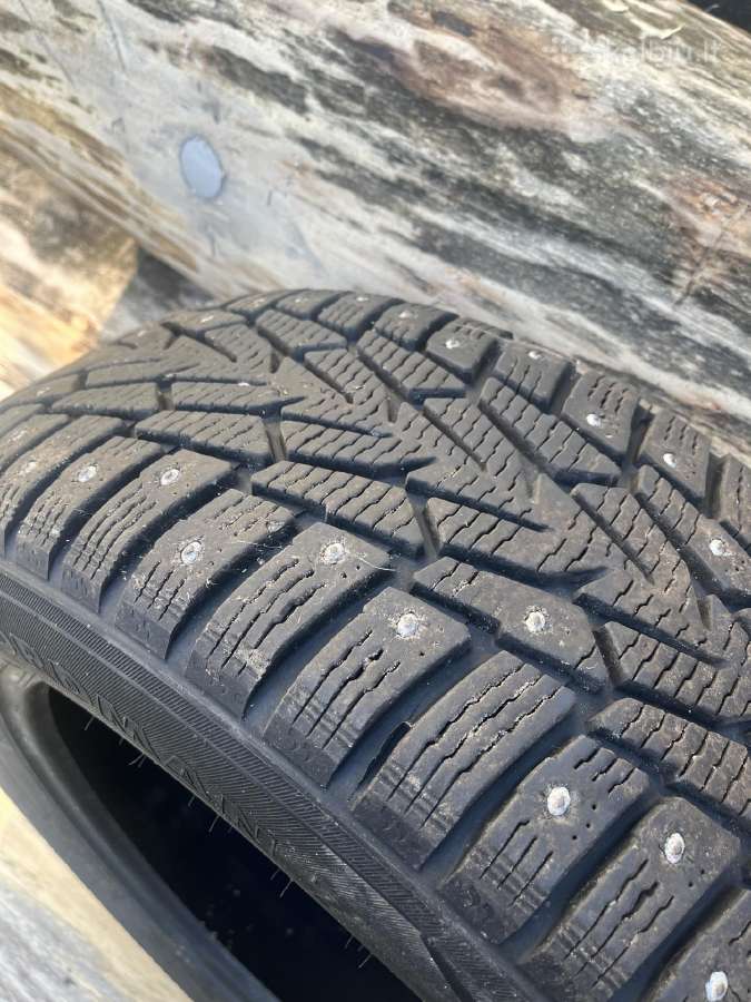 Nokian ziemines R16 dygliuotos - nuotraukos Nr. 3
