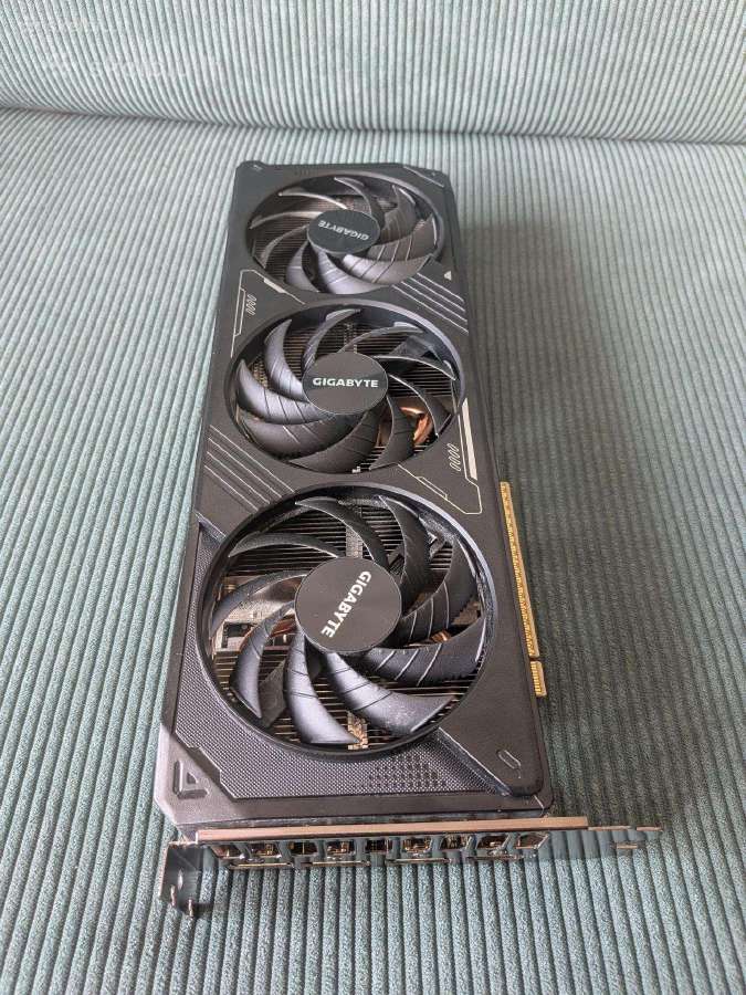 Gigabyte Geforce Rtx 5070 Windforce Oc Sff 12gb - nuotraukos Nr. 4