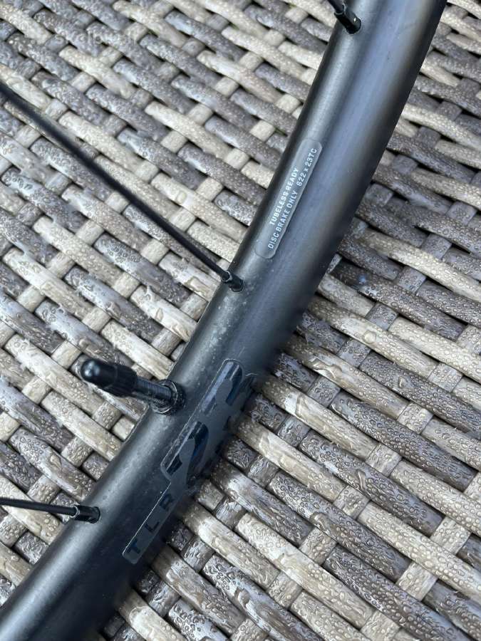 Bontrager Paradigm Tlr23 ratai - nuotraukos Nr. 2