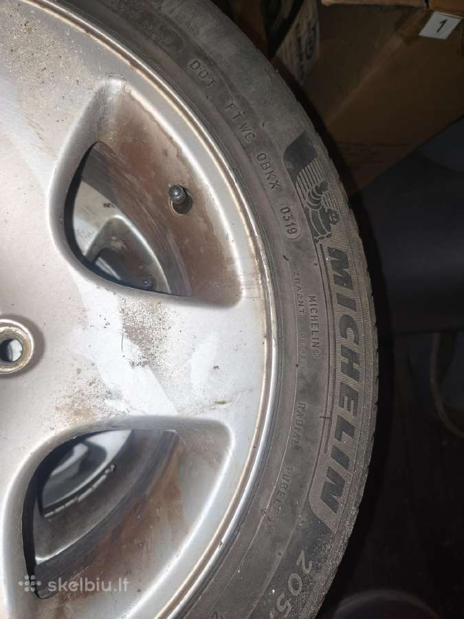 R16 5x112 su Michelin vasarinėmis padangomis - nuotraukos Nr. 5