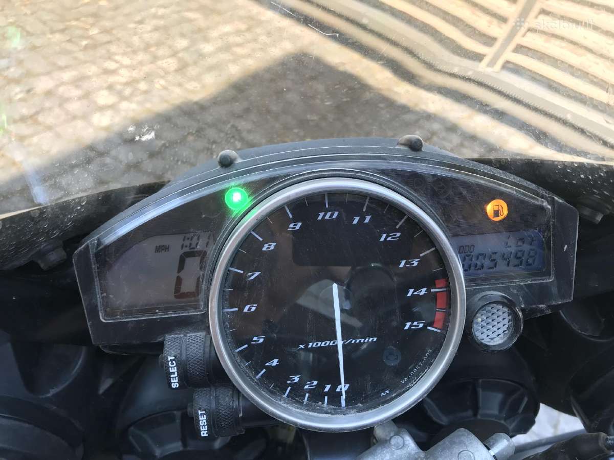 Yamaha R1 - nuotraukos Nr. 5
