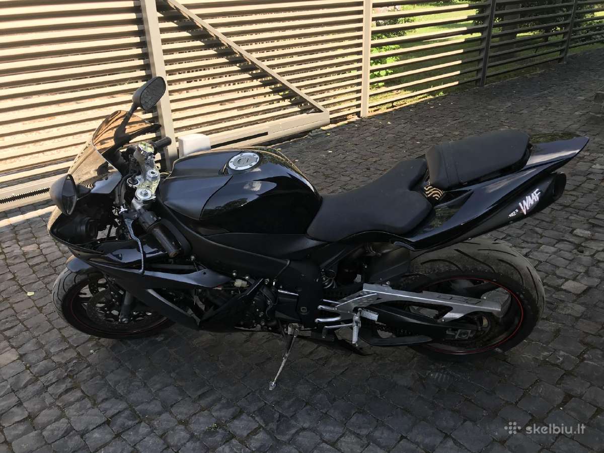 Yamaha R1 - nuotraukos Nr. 3