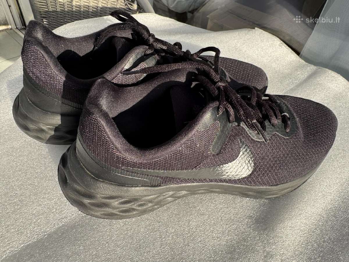 Armani laisvalaikio Batai 41- 42 dydis ir Nike 45 - nuotraukos Nr. 6