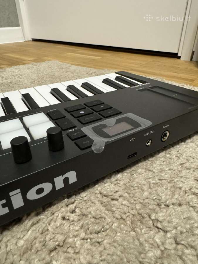 Novation Launchkey Mini 37 Mk4 - nuotraukos Nr. 2