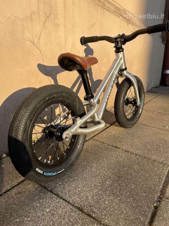 Early Rider Charger 12 balansinis dviratis - nuotraukos Nr. 4