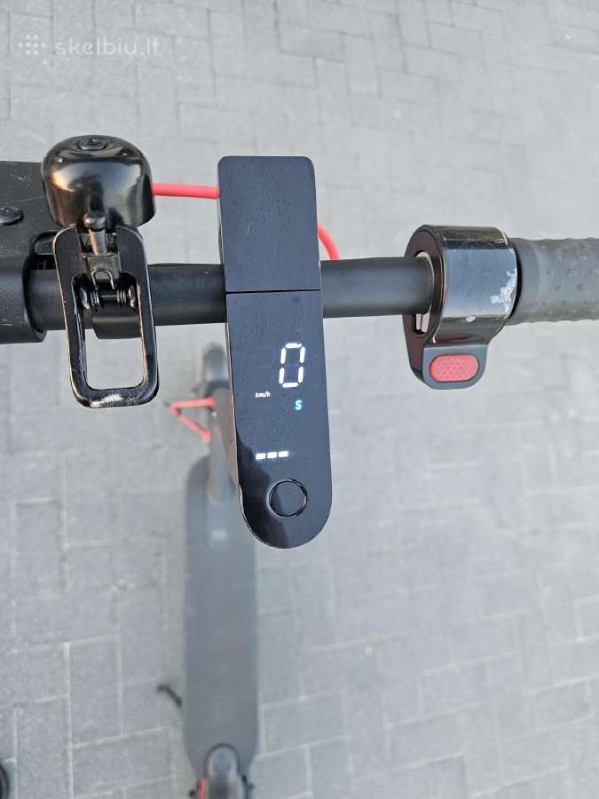 Elektr. paspirtukai Xiaomi Mi Electric Scooter Pro - nuotraukos Nr. 5