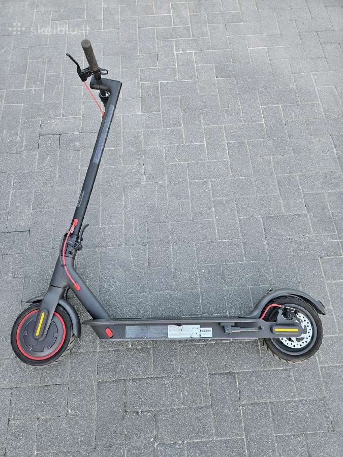 Elektr. paspirtukai Xiaomi Mi Electric Scooter Pro - nuotraukos Nr. 6