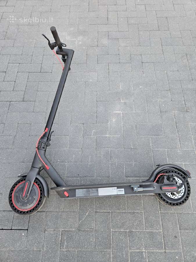 Elektr. paspirtukai Xiaomi Mi Electric Scooter Pro - nuotraukos Nr. 14