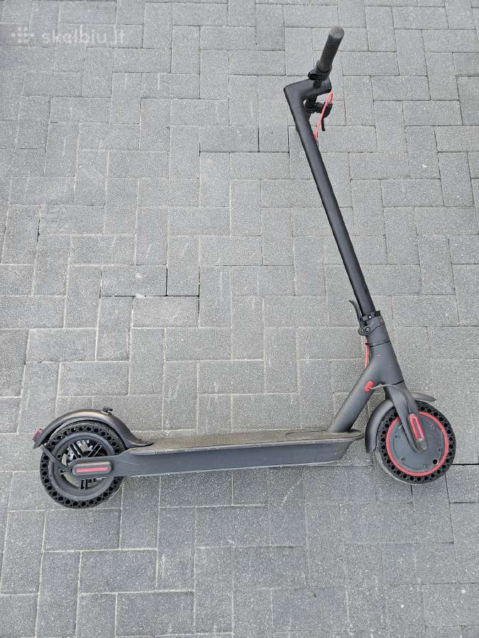 Elektr. paspirtukai Xiaomi Mi Electric Scooter Pro - nuotraukos Nr. 15