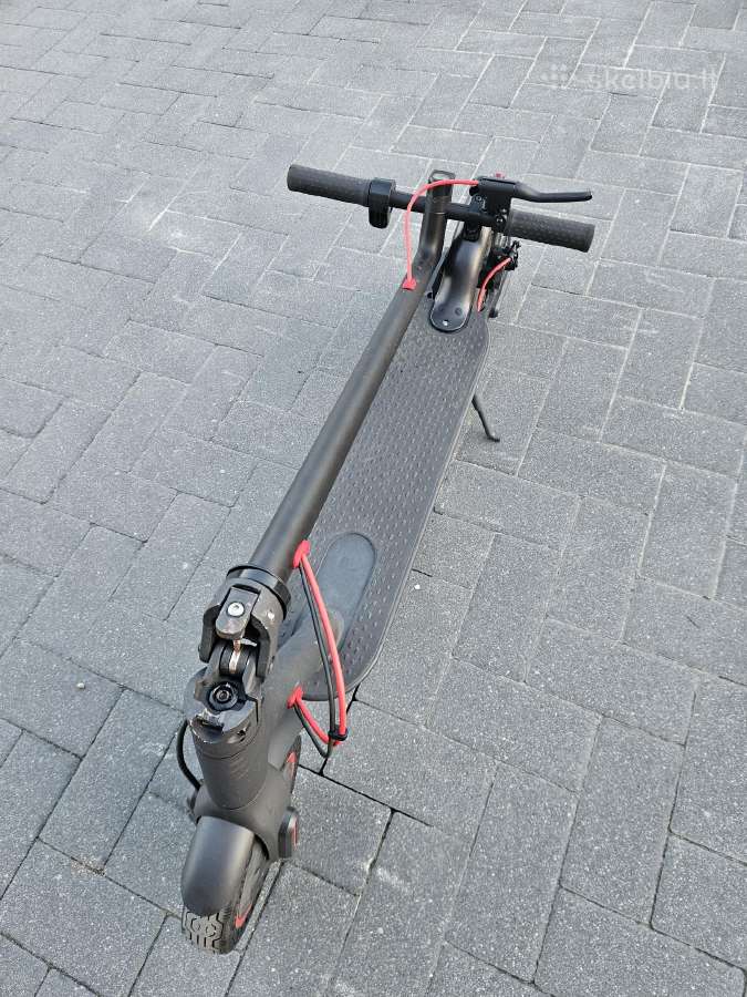 Elektr. paspirtukai Xiaomi Mi Electric Scooter Pro - nuotraukos Nr. 18