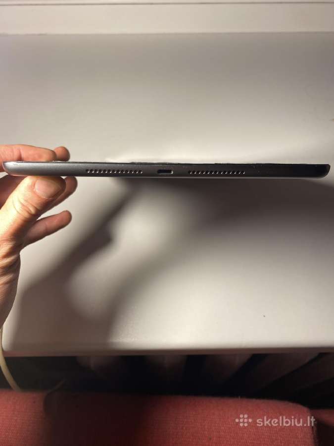 Dužęs, bet veikiantis iPad 10.2 (8th gen) 32gb - nuotraukos Nr. 4