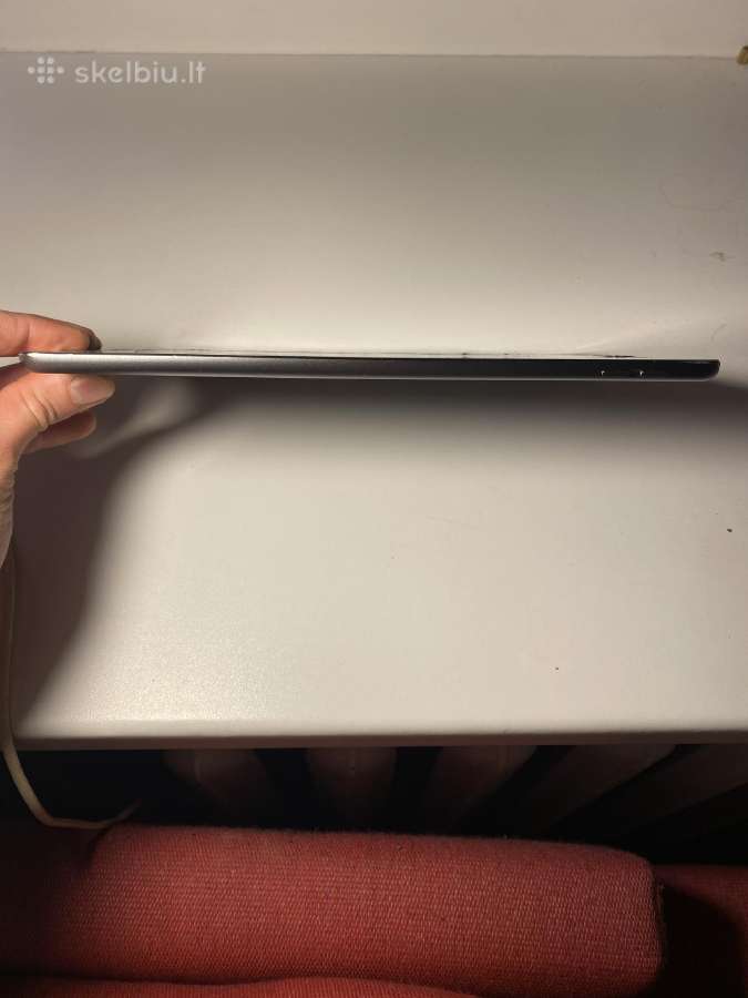 Dužęs, bet veikiantis iPad 10.2 (8th gen) 32gb - nuotraukos Nr. 5