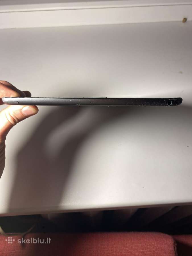 Dužęs, bet veikiantis iPad 10.2 (8th gen) 32gb - nuotraukos Nr. 6