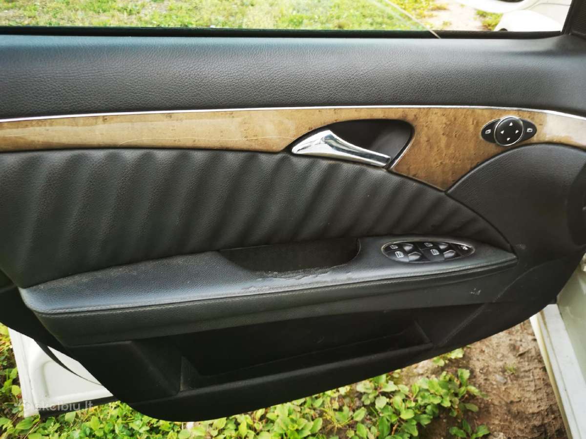 Mercedes benz E220 - nuotraukos Nr. 13
