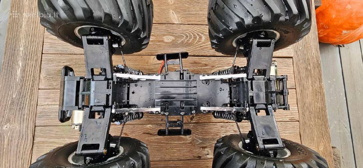 Kyosho Usa-1 monstras - nuotraukos Nr. 10