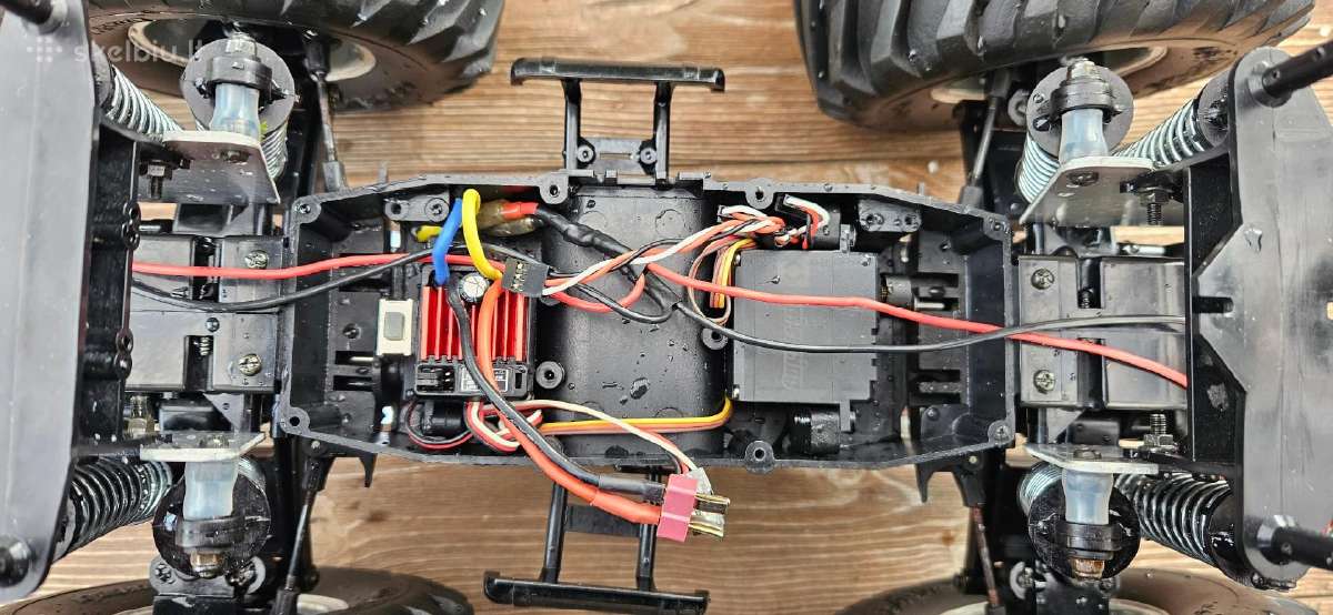 Kyosho Usa-1 monstras - nuotraukos Nr. 15