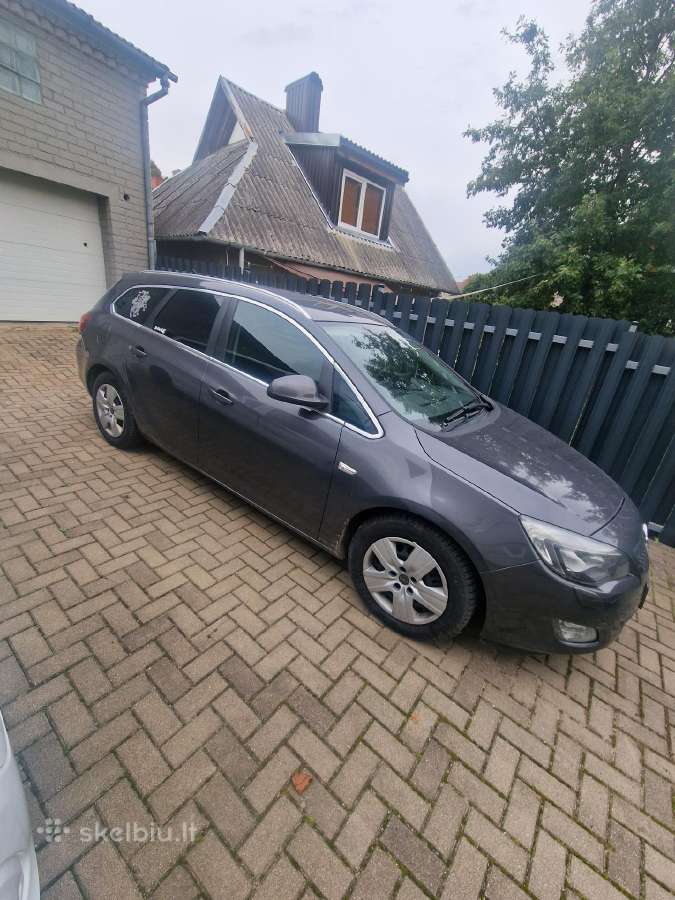 Opel astra sport tourer 2012 metu 1.7d 92kw. - nuotraukos Nr. 3