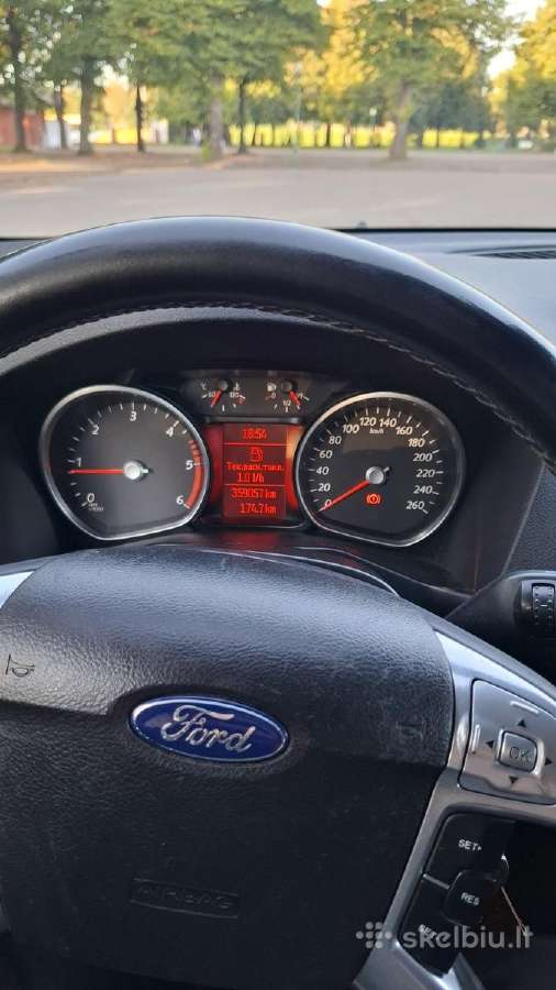 Ford Mondeo - nuotraukos Nr. 15