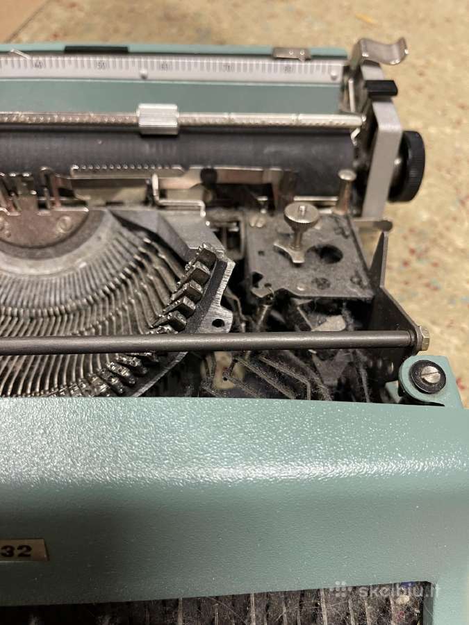 Olivetti Lettera 32 spausdinimo mašinėlė - nuotraukos Nr. 4
