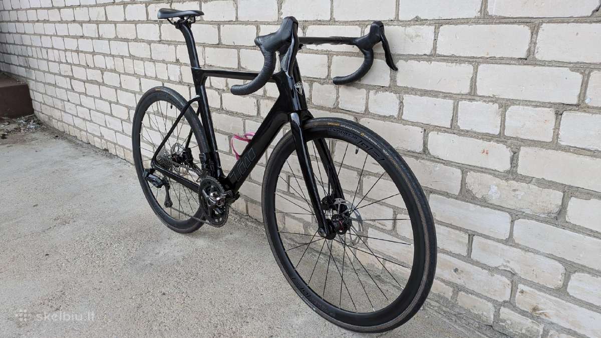 R15 Pro carbon - nuotraukos Nr. 3