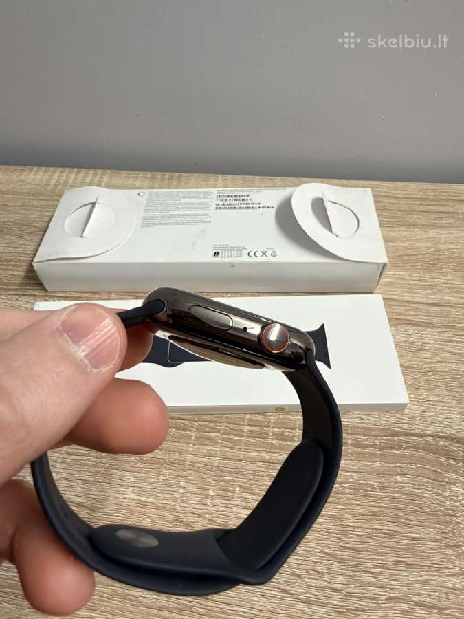 Apple Watch Series 9 45mm Stainless Steel - nuotraukos Nr. 4