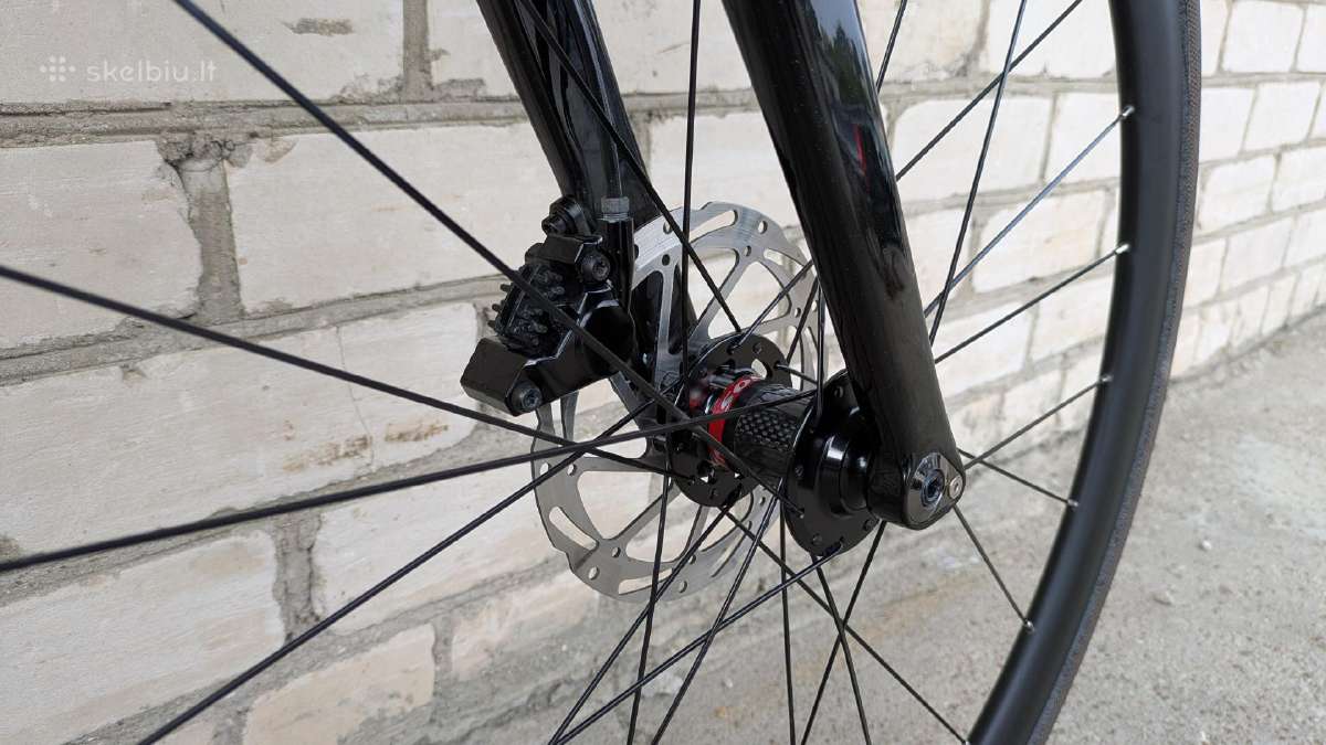 R15 Pro carbon - nuotraukos Nr. 8