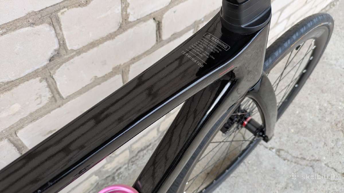 R15 Pro carbon - nuotraukos Nr. 11