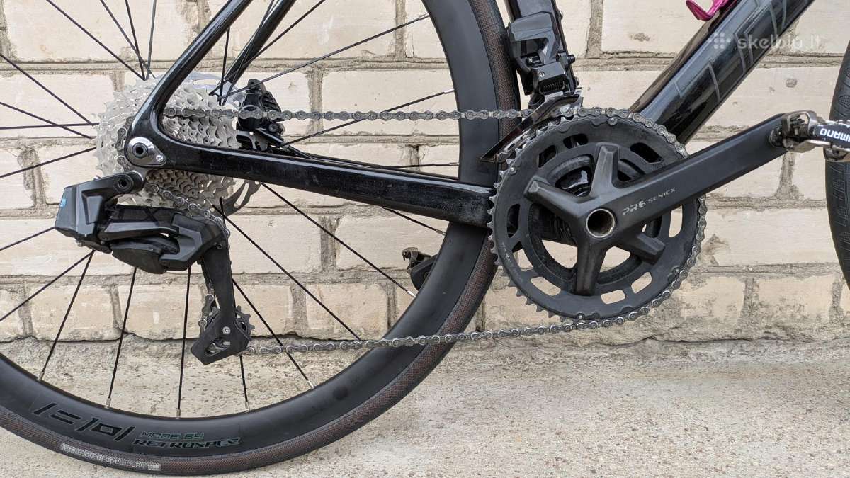 R15 Pro carbon - nuotraukos Nr. 17