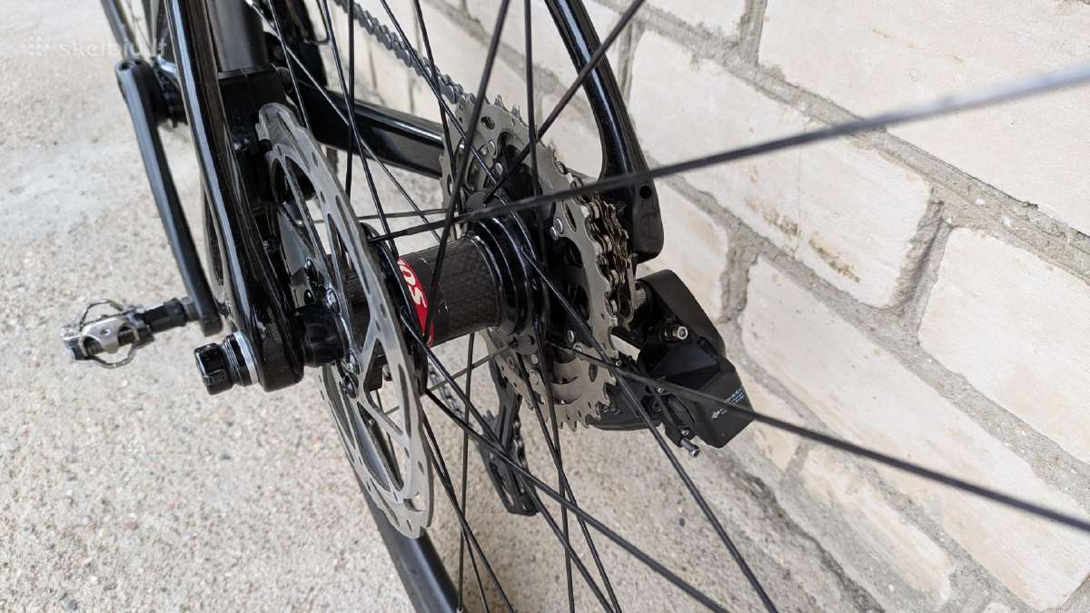 R15 Pro carbon - nuotraukos Nr. 34