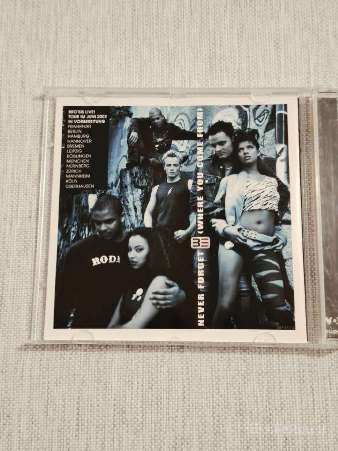 Bro'sis – Never Forget (CD) - nuotraukos Nr. 2
