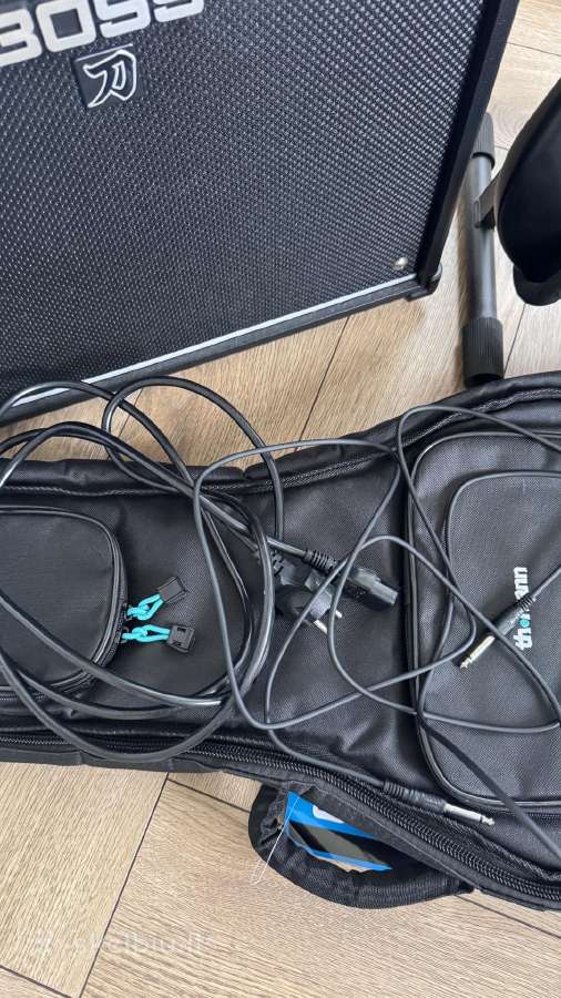 Parduodu elektrine gitarą su visais priedais - nuotraukos Nr. 7