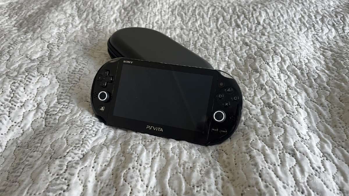 Ps Vita 2000 - nuotraukos Nr. 2