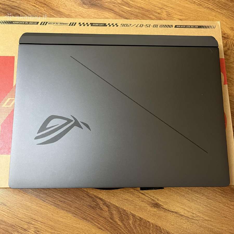 Asus Rog Strix G16 (2025 m.) Core Ultra 9 / Rtx - nuotraukos Nr. 4