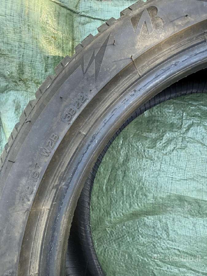 Beveik naujos žieminės premium padangos 225/45r17 - nuotraukos Nr. 13