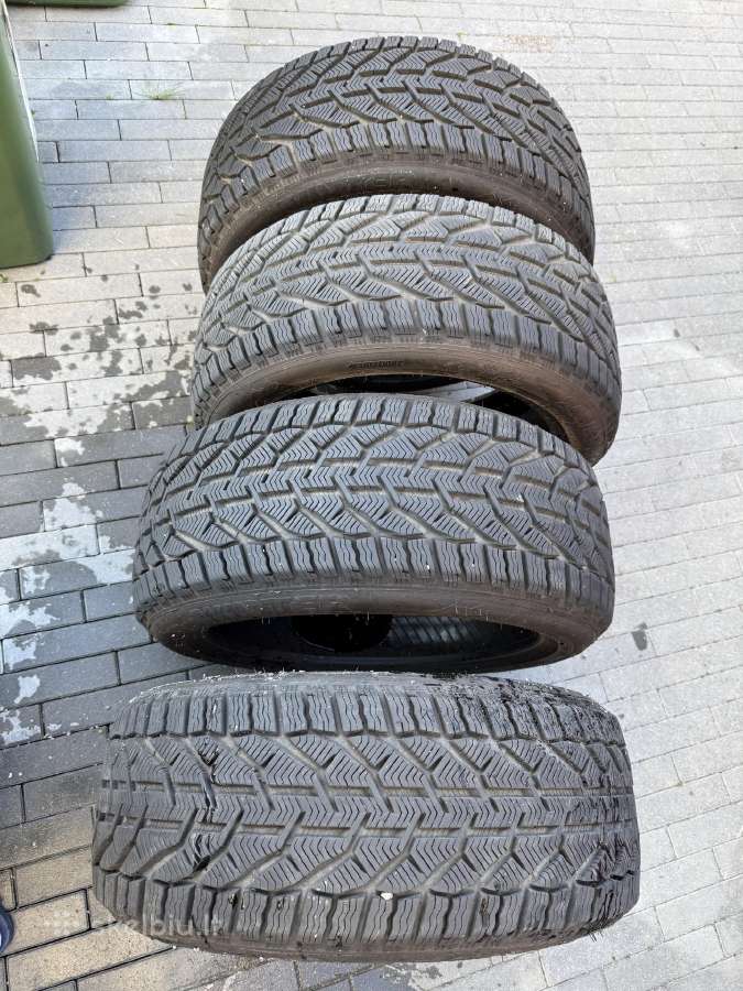 Padangos Tigar 245/45 R18 - nuotraukos Nr. 2