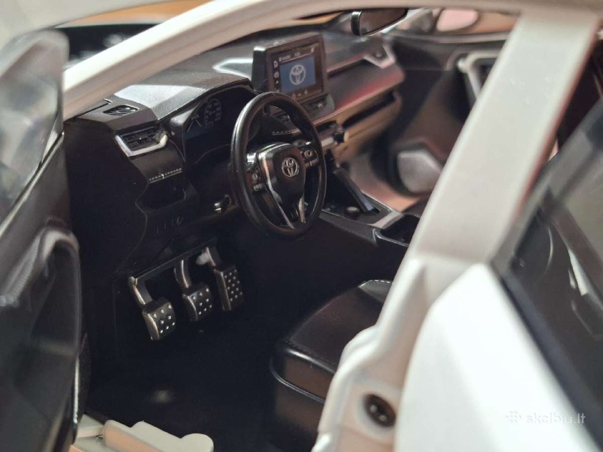 1:18 Toyota Rav4 Hybrid - nuotraukos Nr. 4